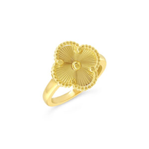 Diamond-Cut Clover Ring